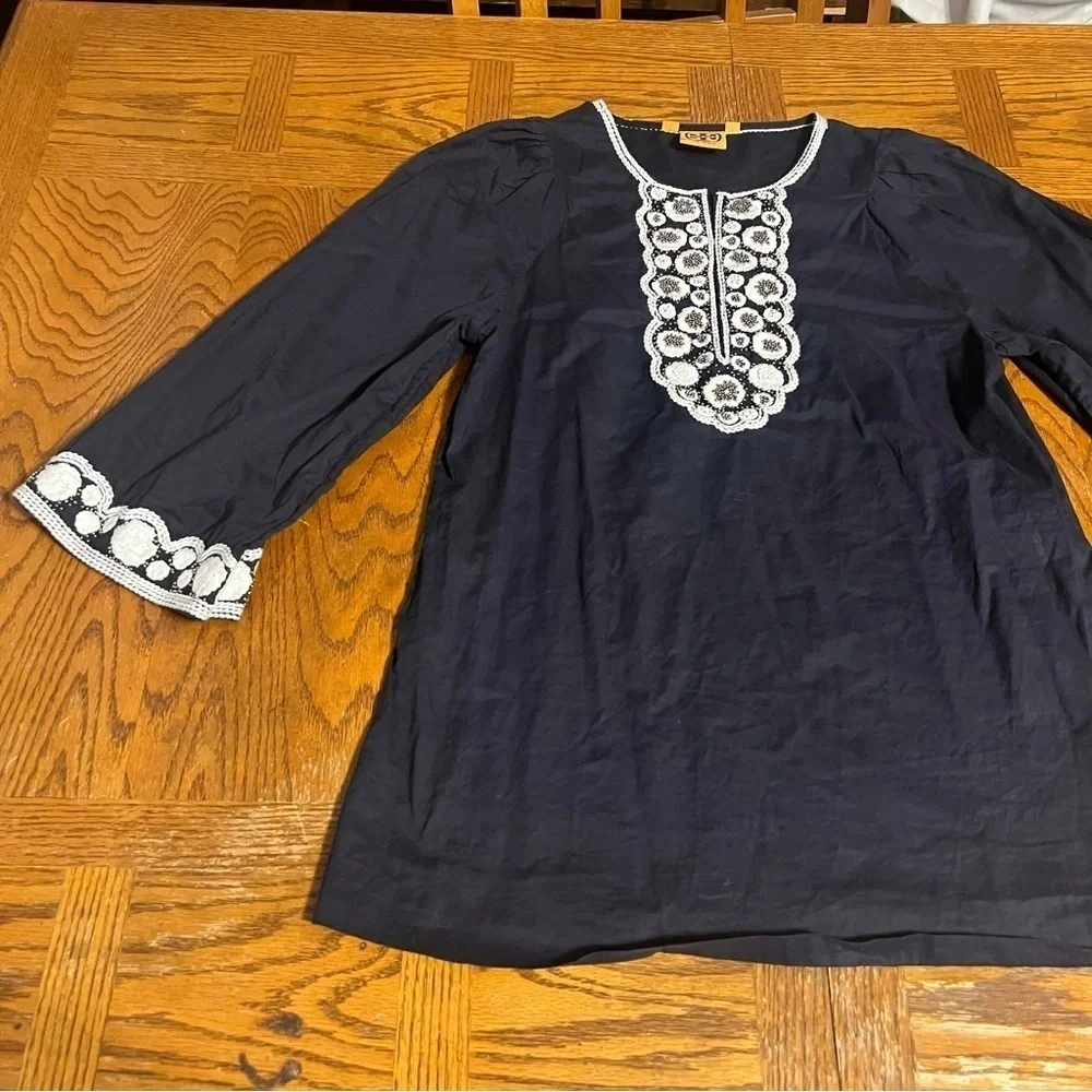 Tory Burch Semi-Sheer Embroidered Tunic Top in Navy Sz 2 Boho Chic Relaxed Fit